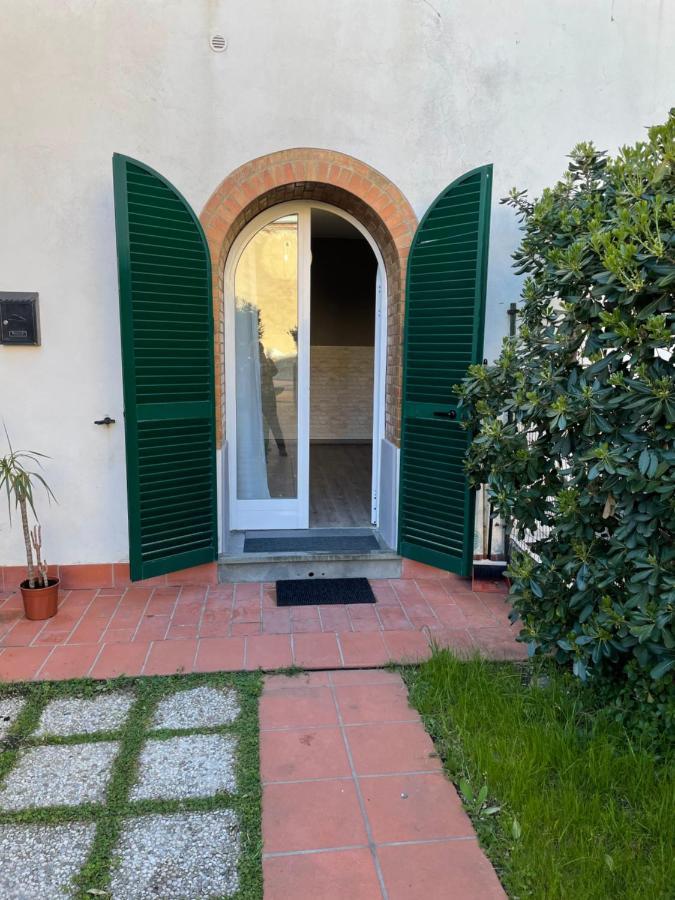 Sunrise Bed and Breakfast Marina Di Pisa Buitenkant foto