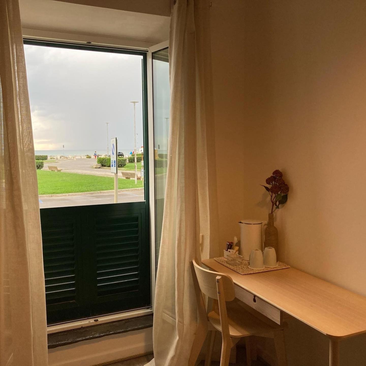 Sunrise Bed and Breakfast Marina Di Pisa Kamer foto